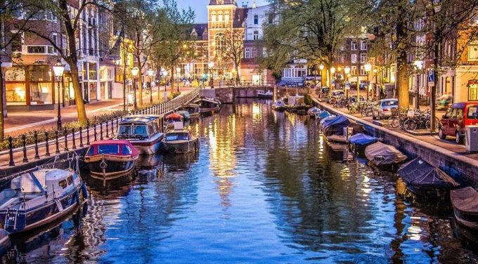 amsterdam-canals