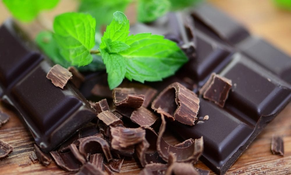 Five Healthy Reasons You Should Eat More Dark Chocolates! Pinoria