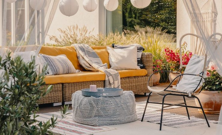 rent-outdoor-furniture