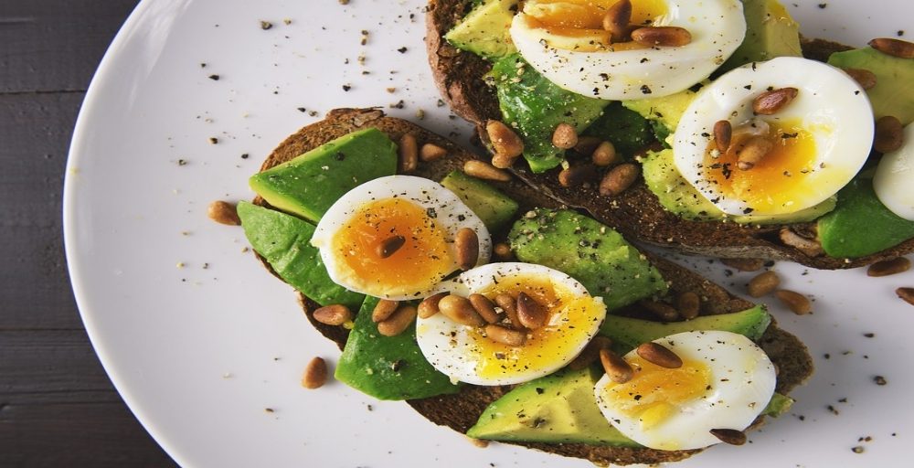 Should You Eat Hard-Boiled Eggs? - Pinoria
