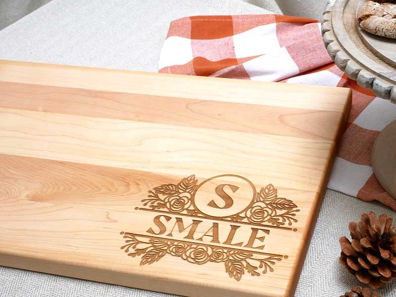 personalized-wood-cutting-board