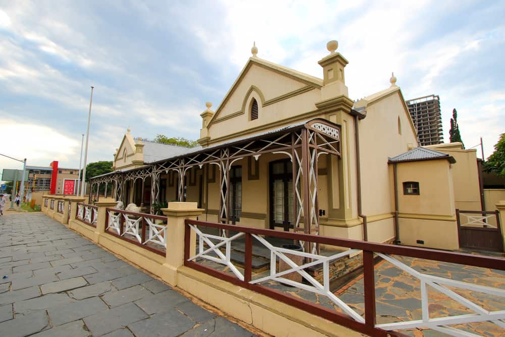 ccimage-shutterstock_1087256879 Kruger House