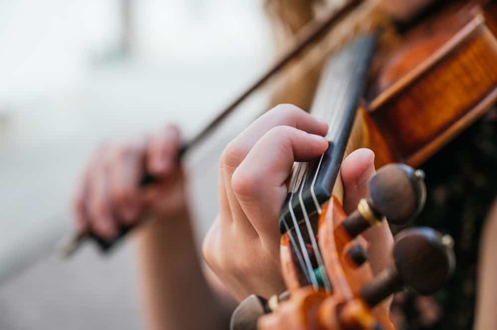 ccimage-shutterstock_1760219105 Violin